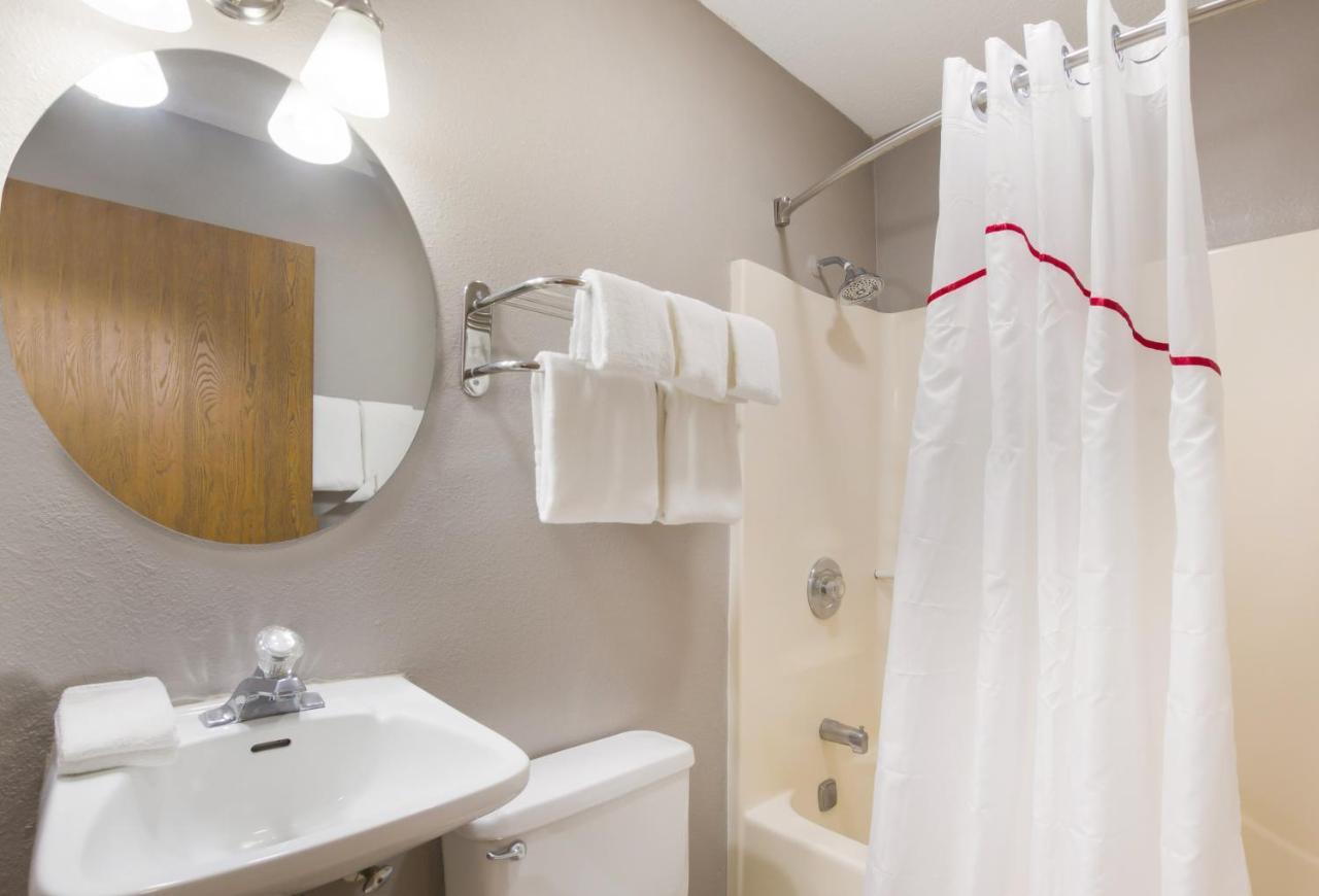 Red Roof Inn ลอว์เรนซ์เบิร์ก ภายนอก รูปภาพ
