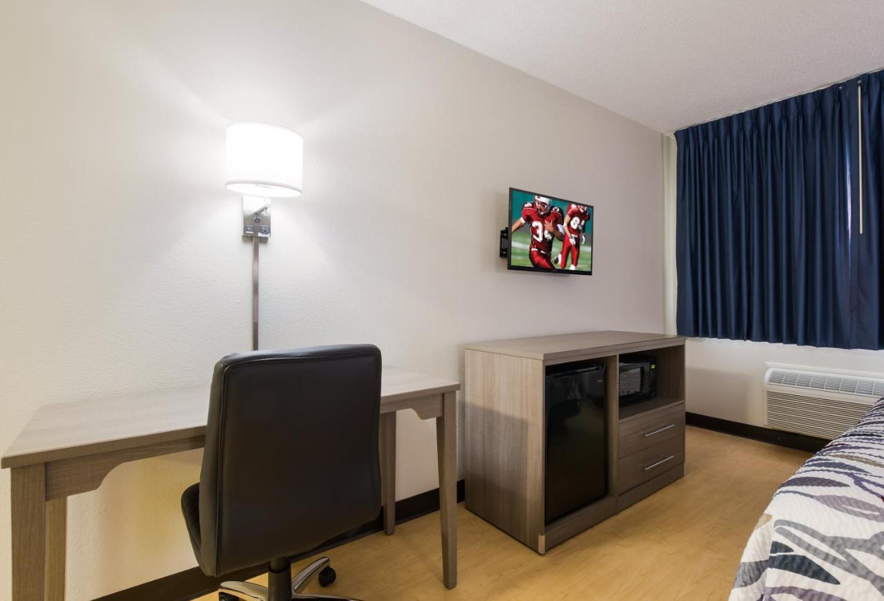 Red Roof Inn ลอว์เรนซ์เบิร์ก ภายนอก รูปภาพ